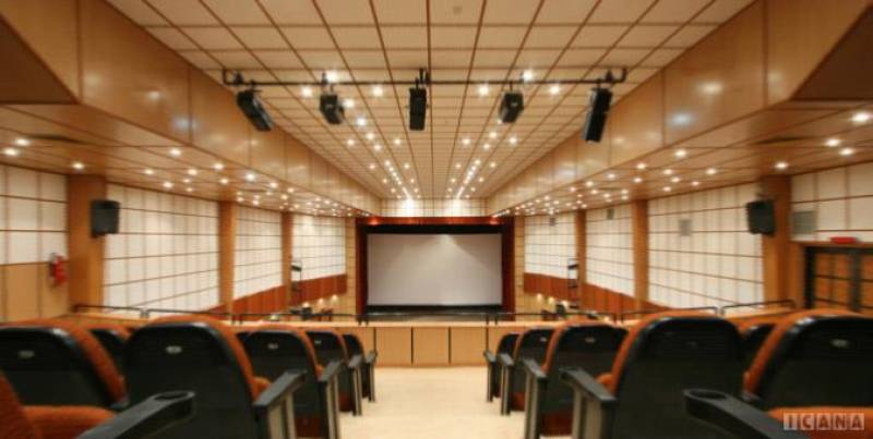 جان گرفتن سینمای کشور بدون احداث سالن در نقاط مختلف کشور شدنی نیست